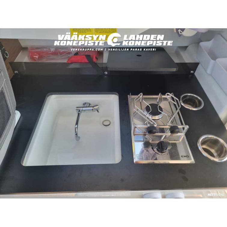 Jeanneau Merry Fisher 795 + Mercury F150