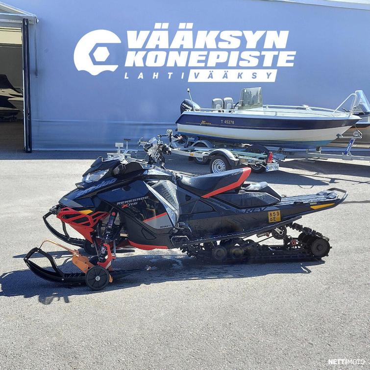 Ski-Doo Renegade XRS 850 E-TEC